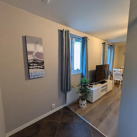 Townhouse In The Middle Of Centre